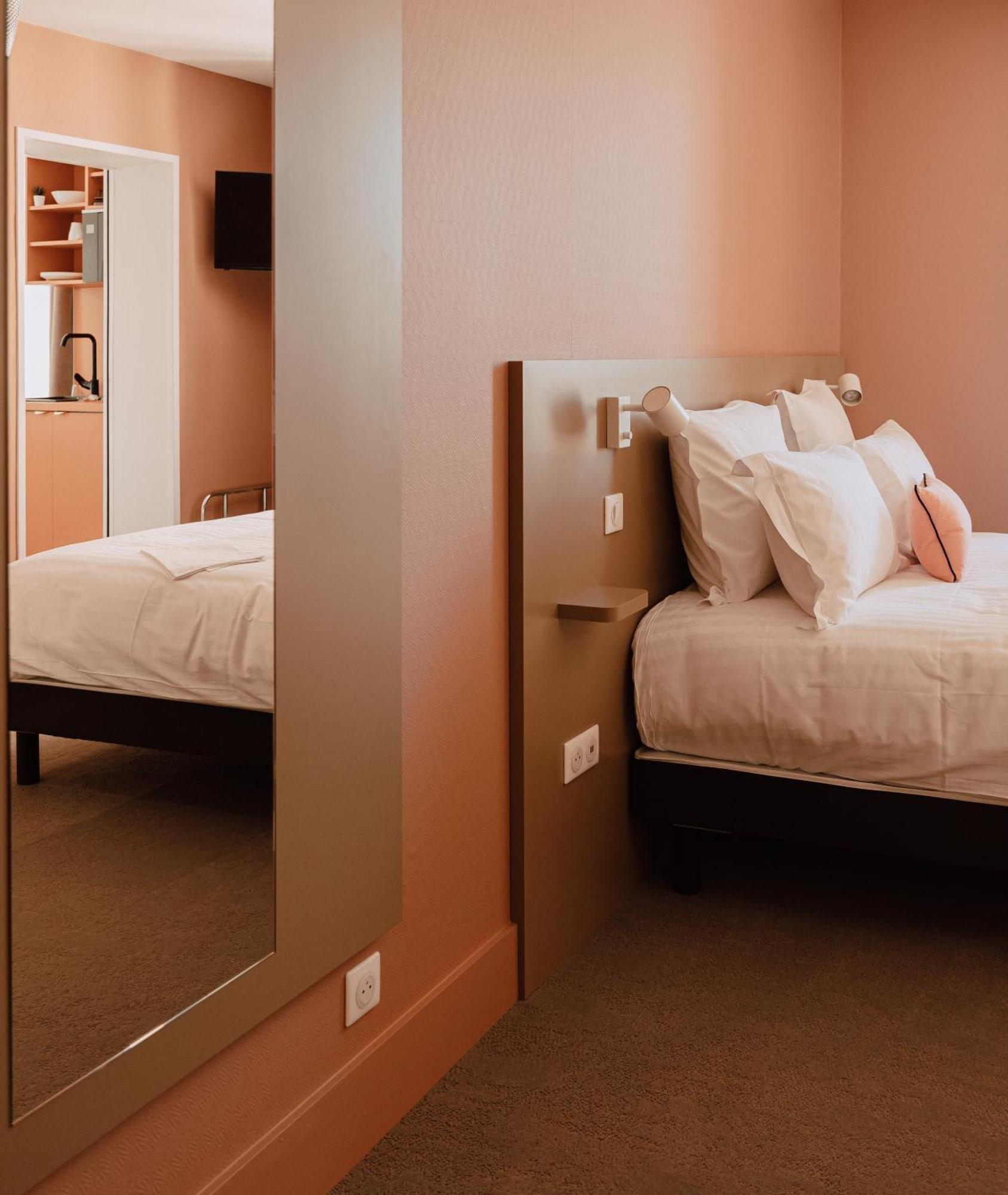 Mage Hotels - Hotel La Grenette Roanne Eksteriør bilde
